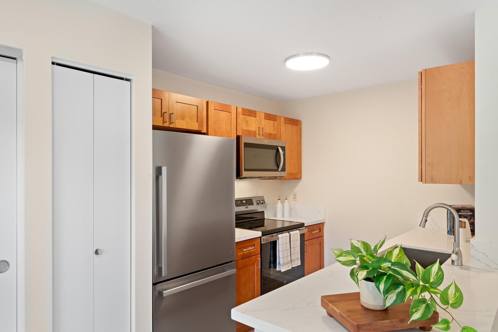 480 Kenolio Rd Unit: 28-105