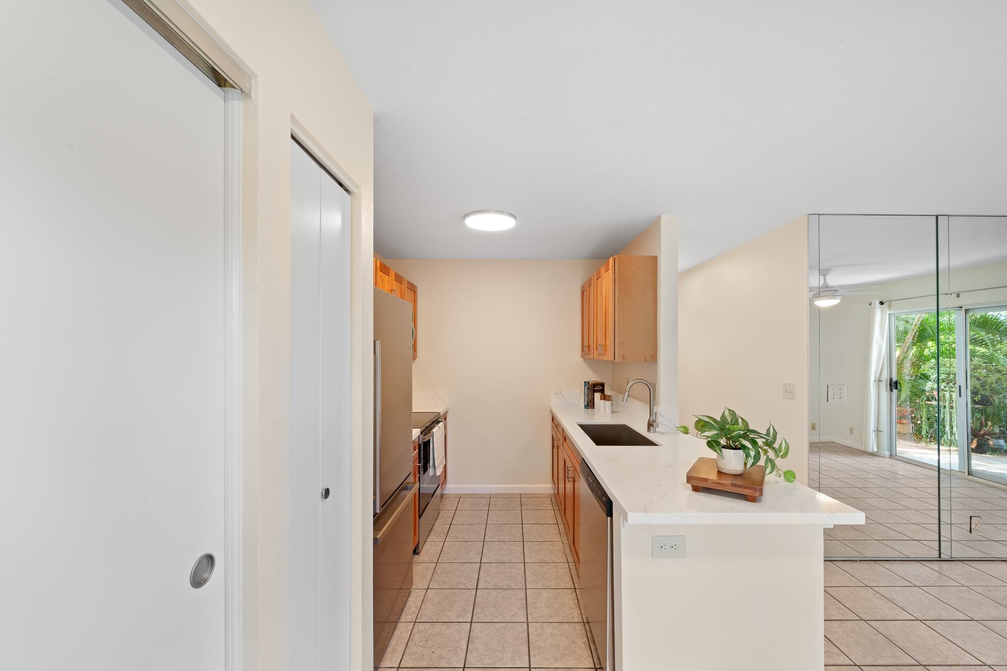 480 Kenolio Rd Unit: 28-105