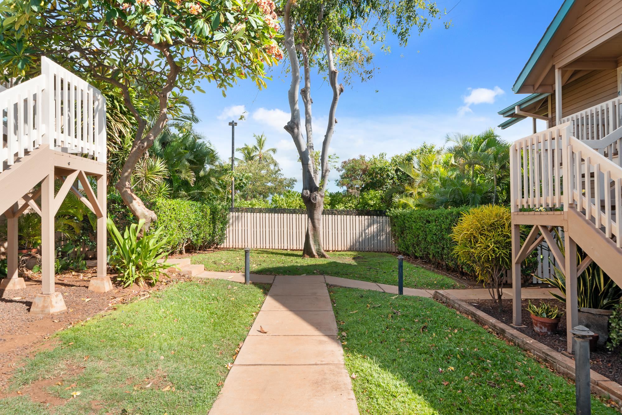 480 Kenolio Rd Unit: 28-105