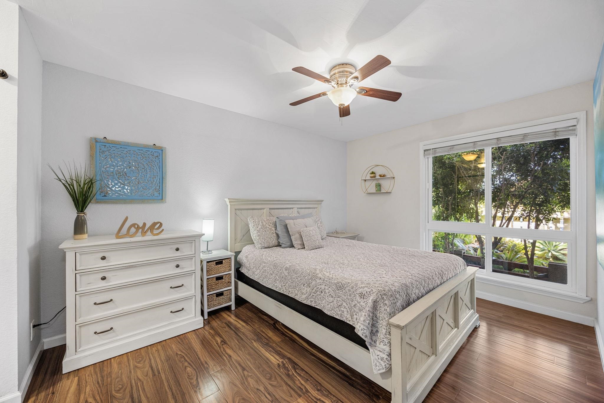 140 UWAPO Rd Unit: 9-103