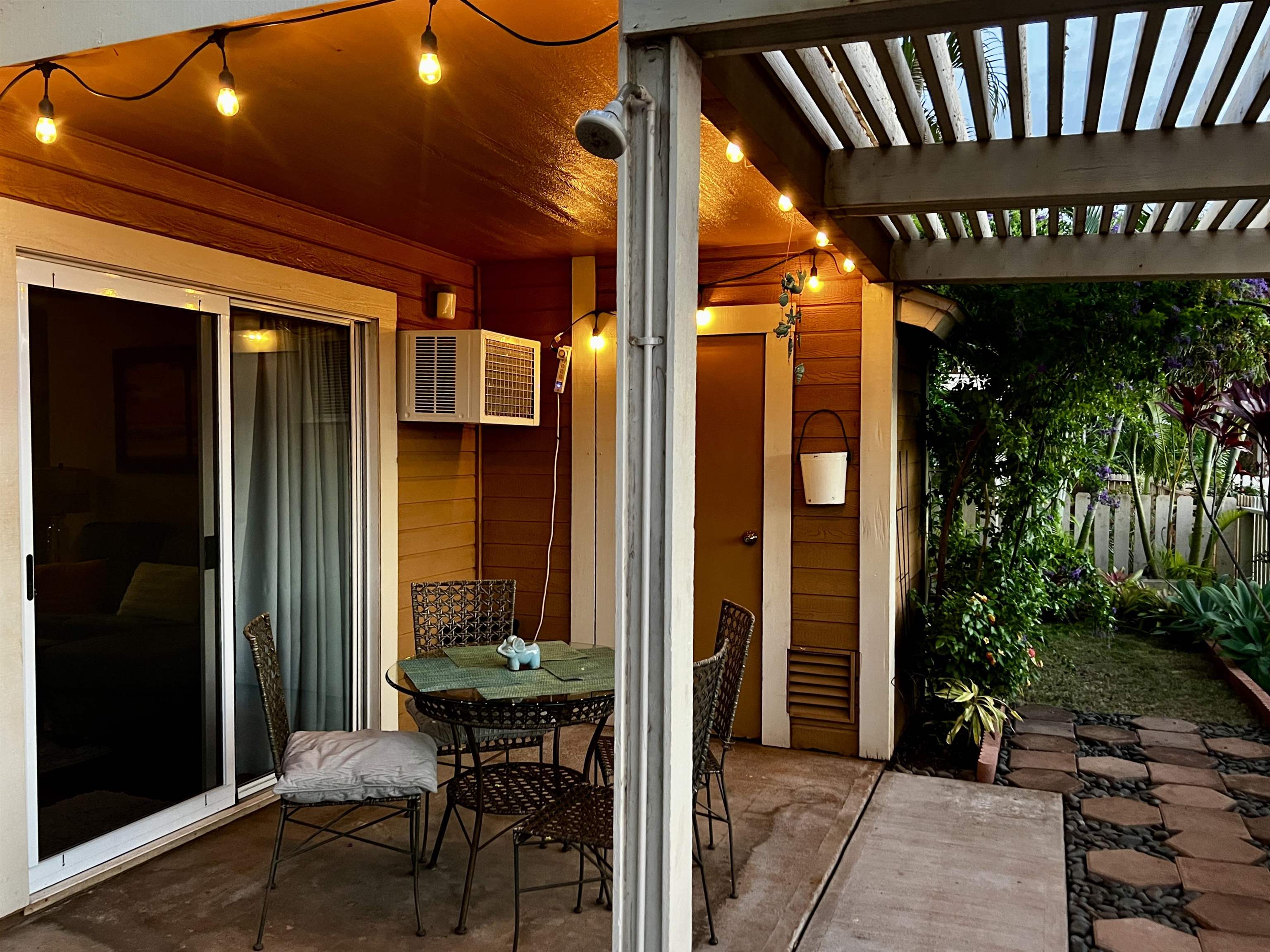 140 UWAPO Rd Unit: 9-103