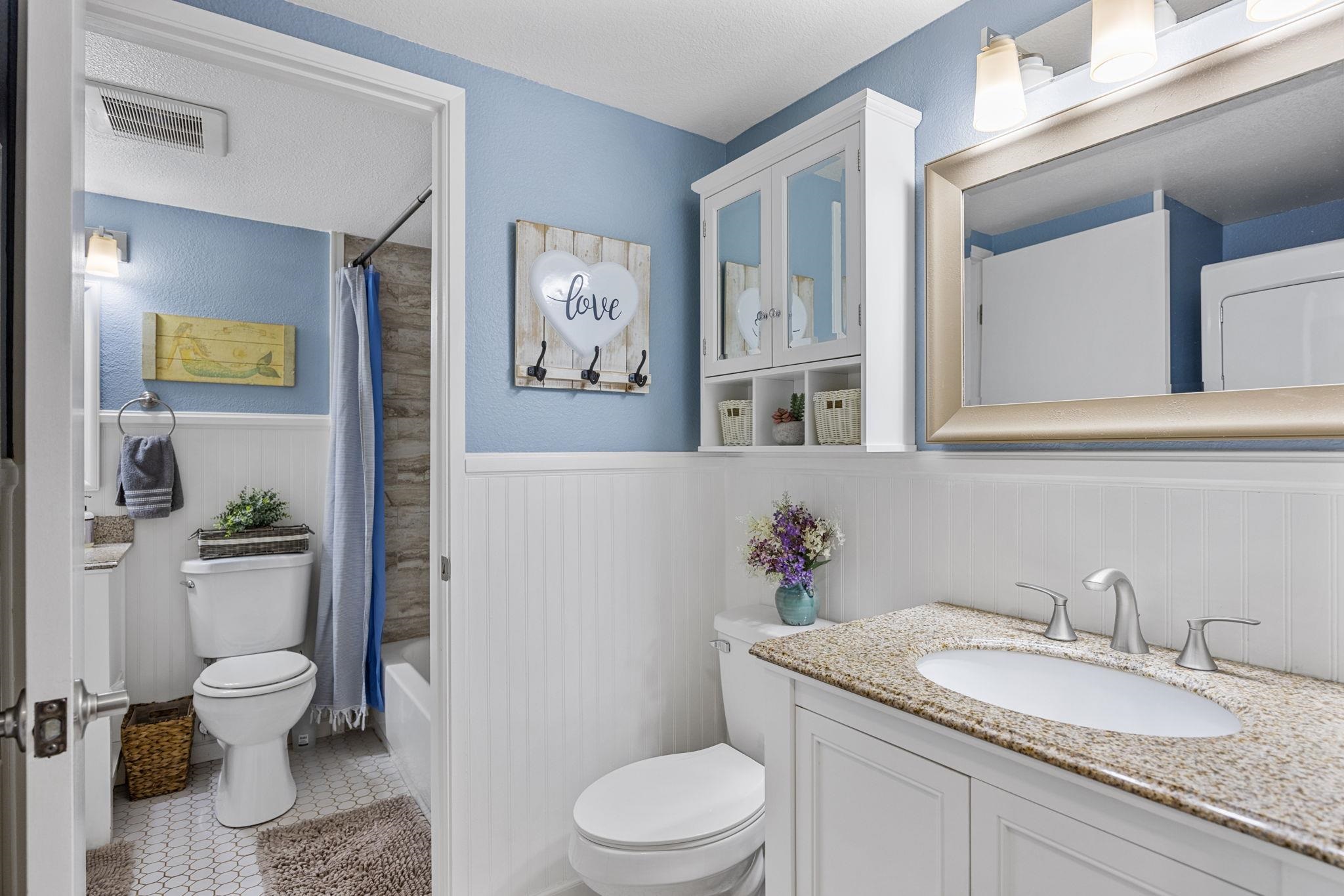 140 UWAPO Rd Unit: 9-103