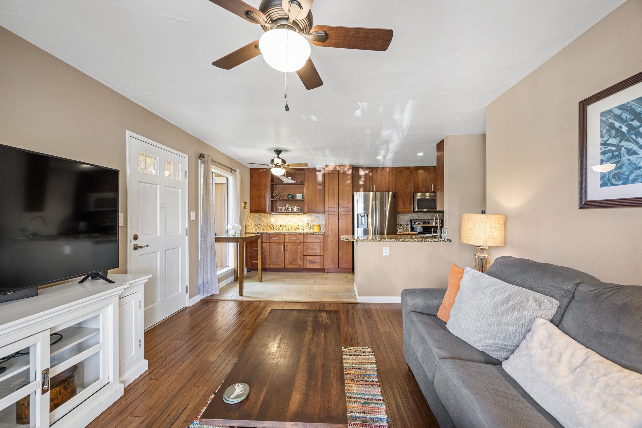 140 UWAPO Rd Unit: 9-103