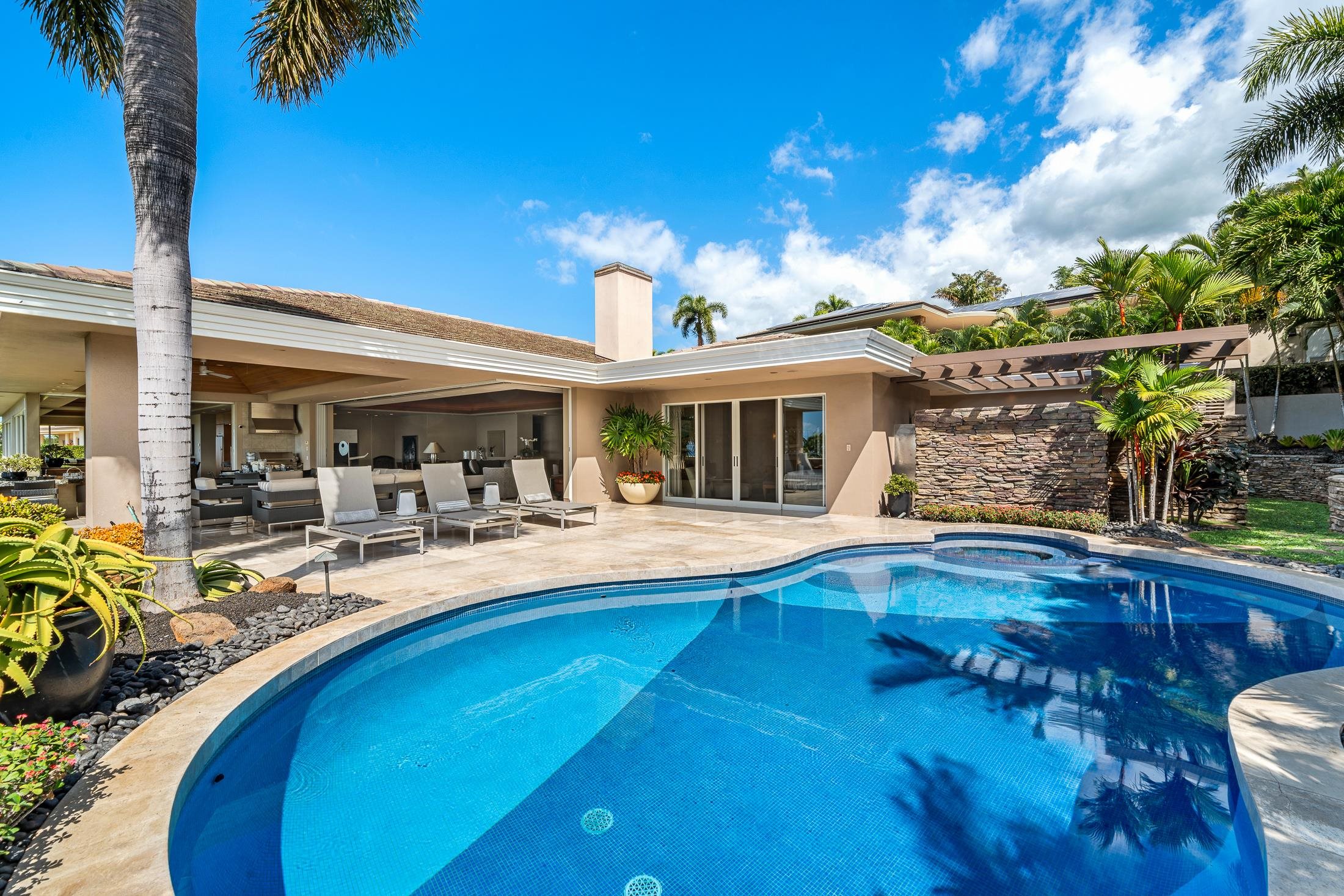 3878 Wailea Ekolu Pl