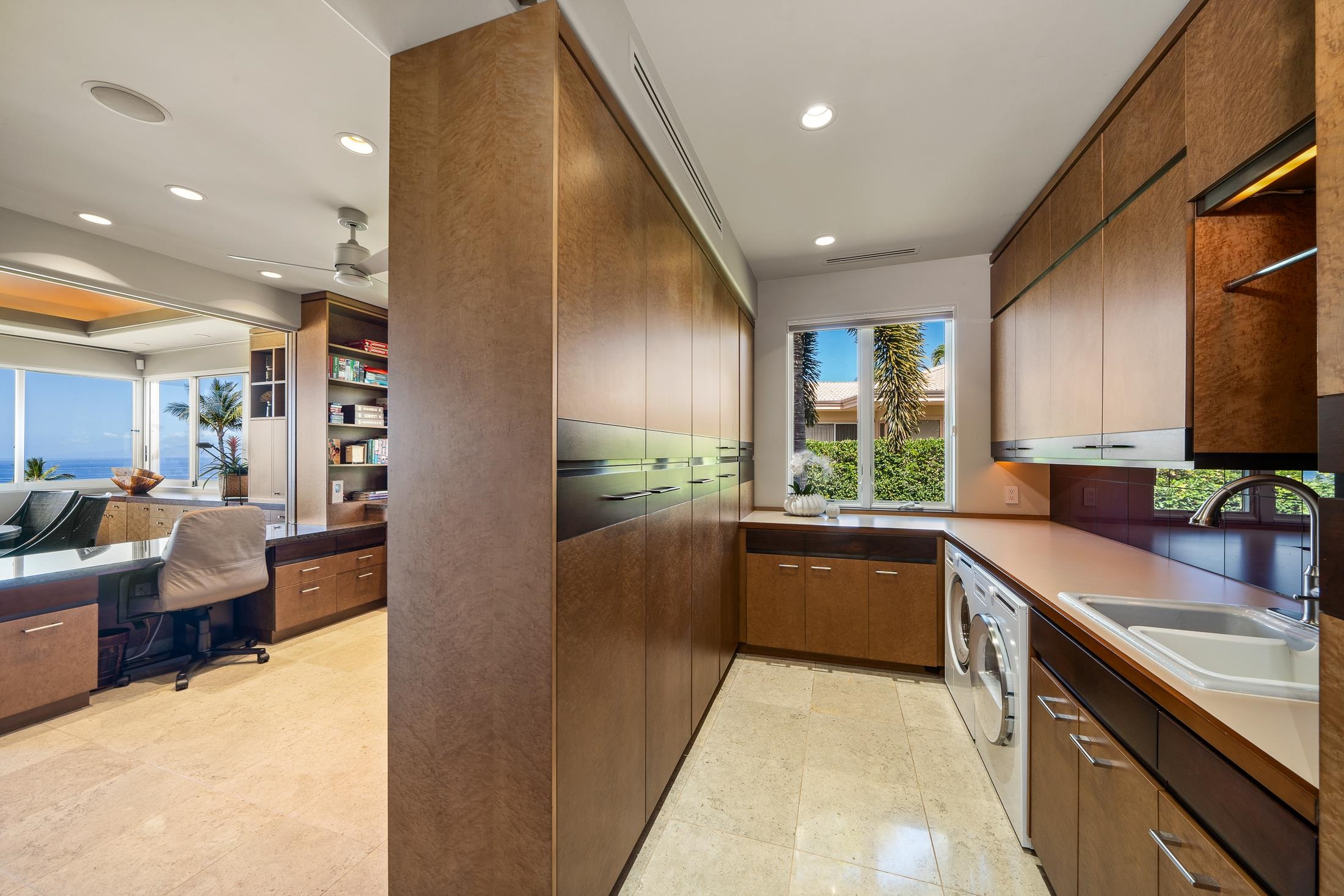 3878 Wailea Ekolu Pl