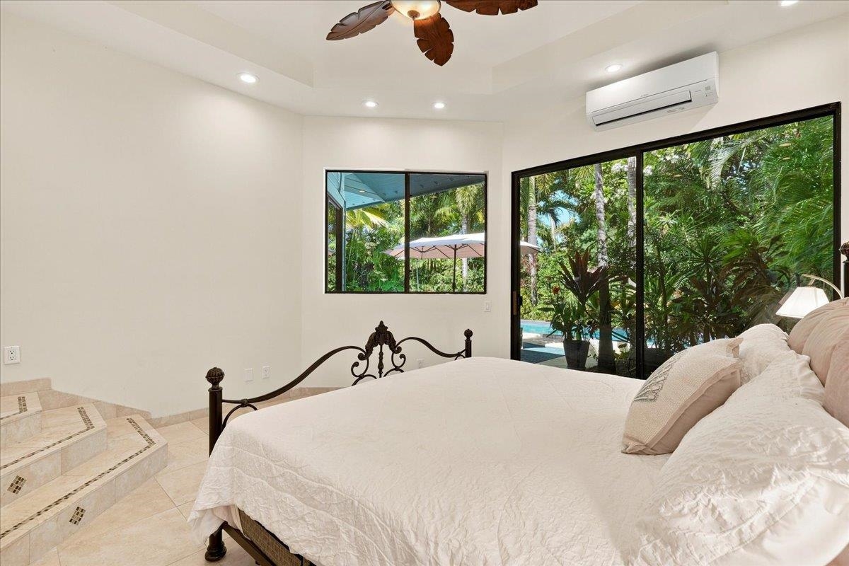 3150 Waiea Pl