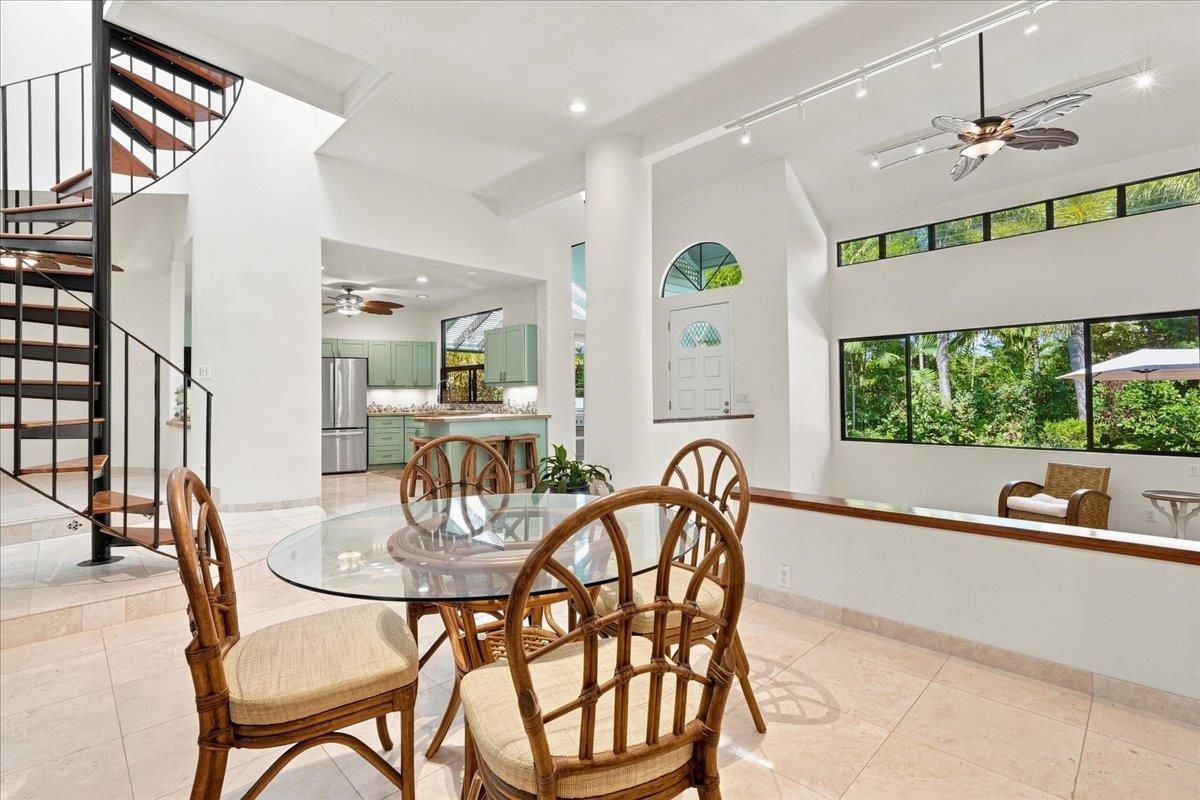 3150 Waiea Pl