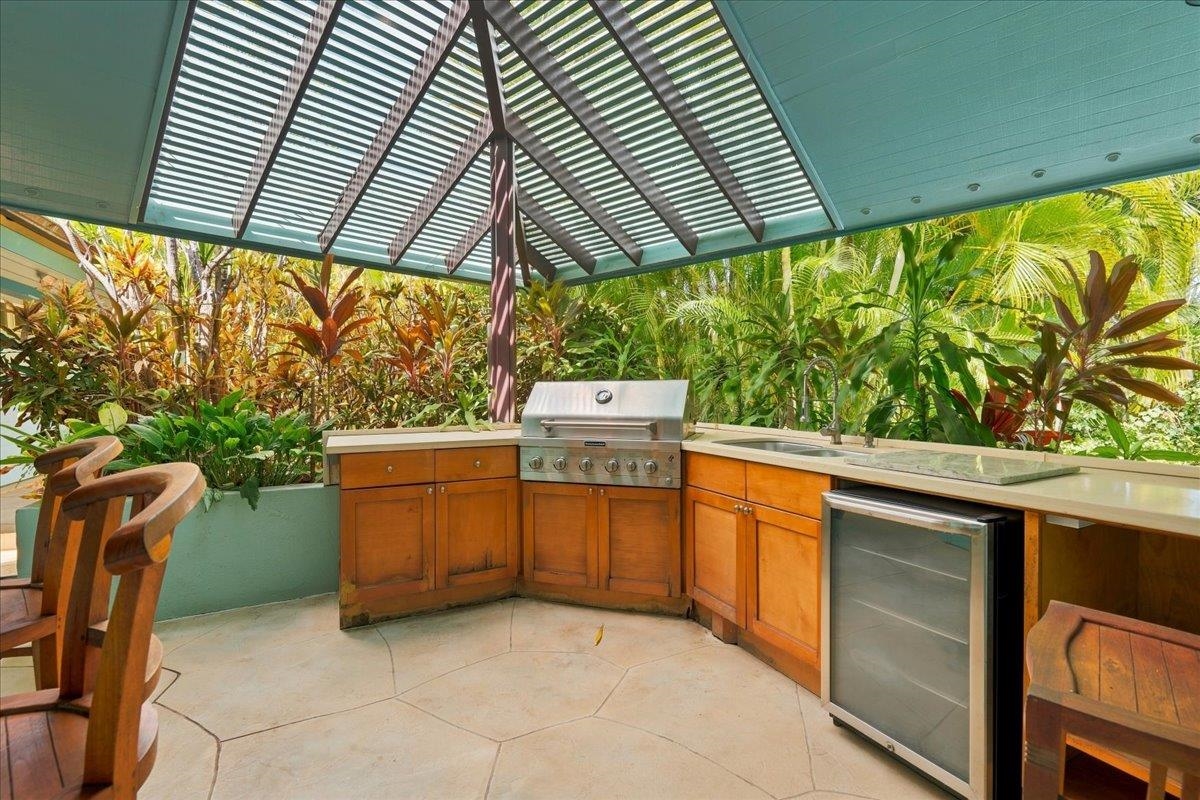 3150 Waiea Pl