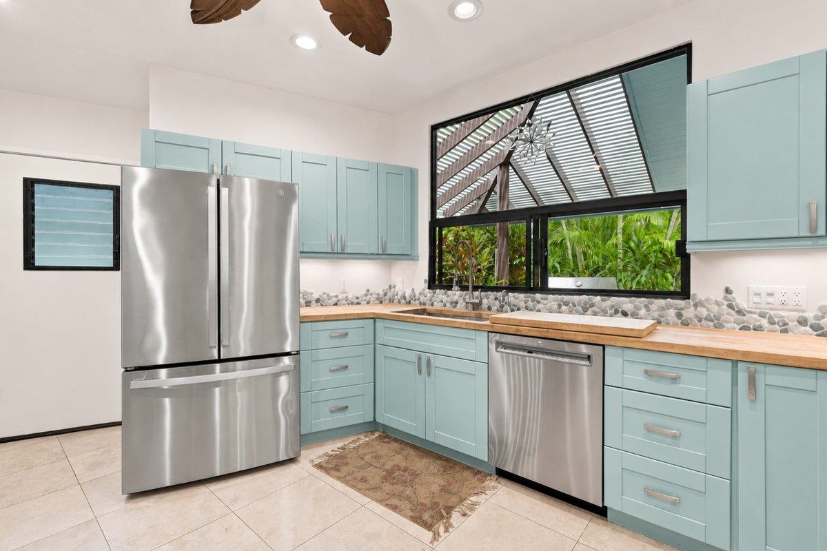 3150 Waiea Pl