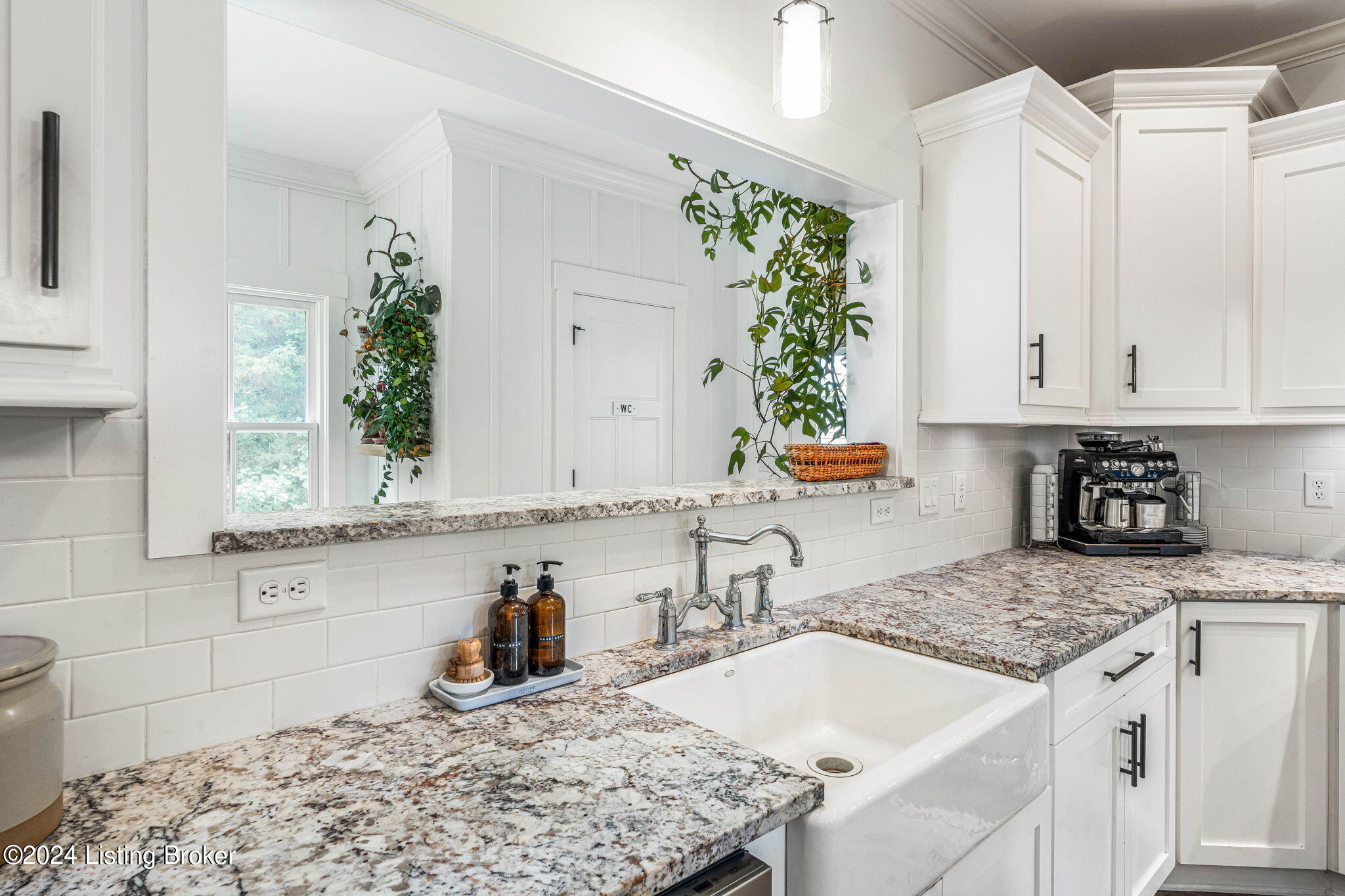 5119 SE Rogers Campground Rd