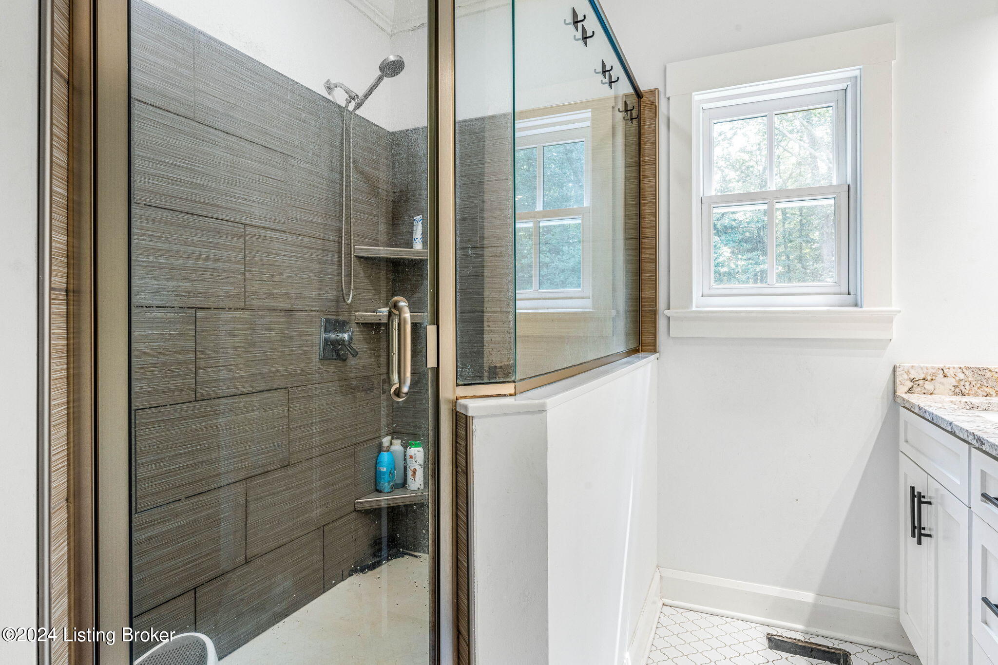 5119 SE Rogers Campground Rd