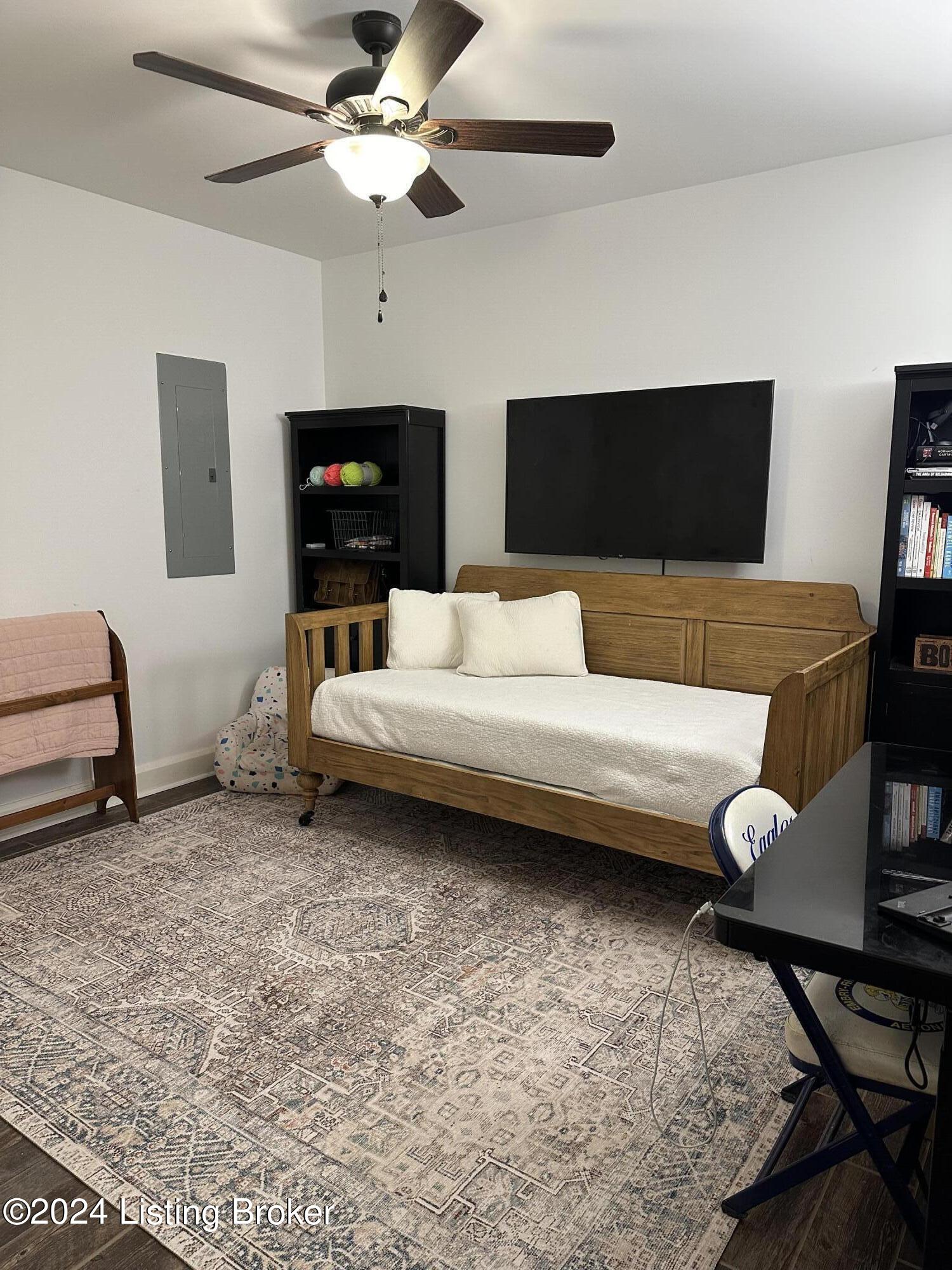 5119 SE Rogers Campground Rd