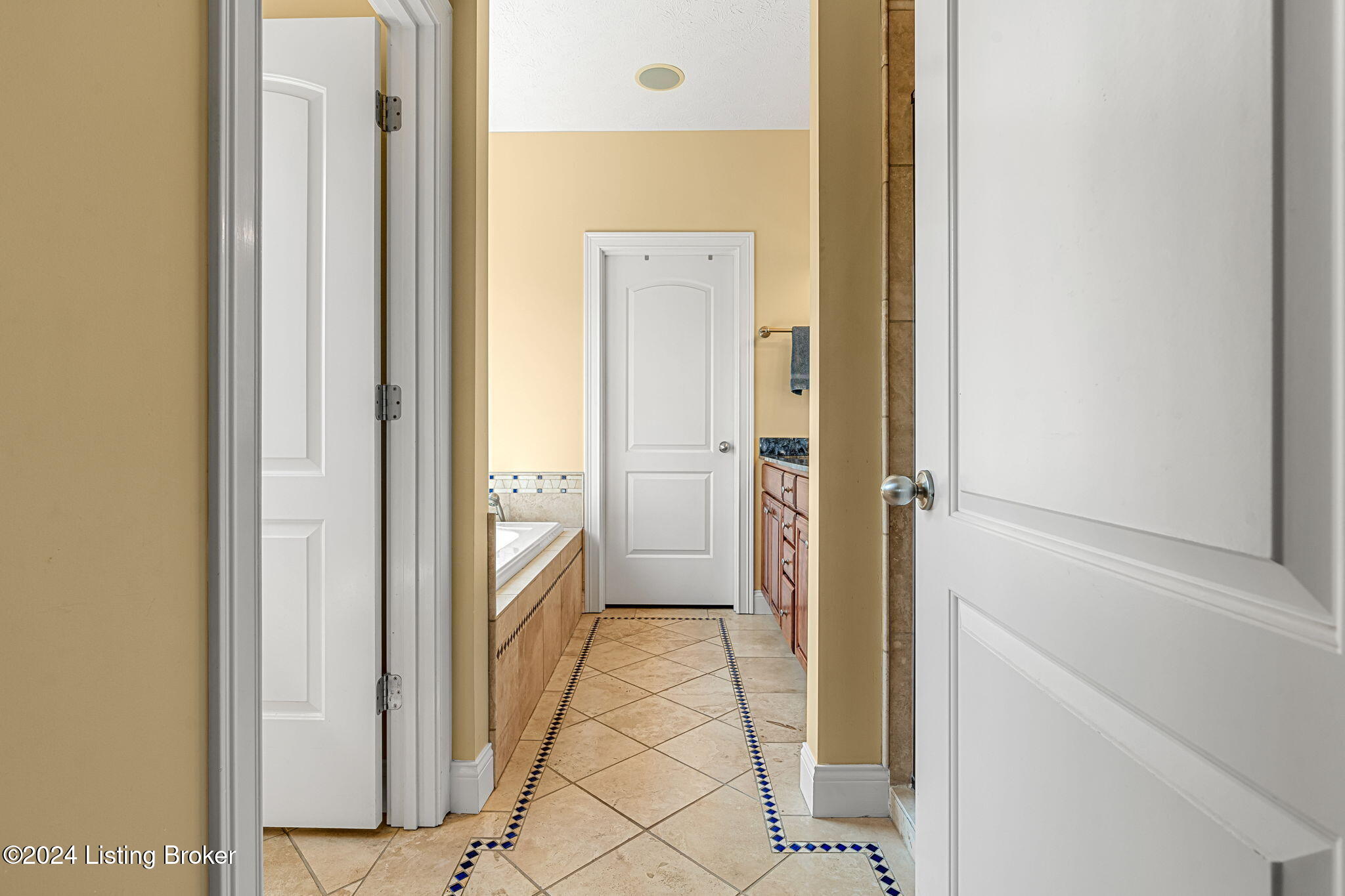 1491 NW Walnut Valley Rd