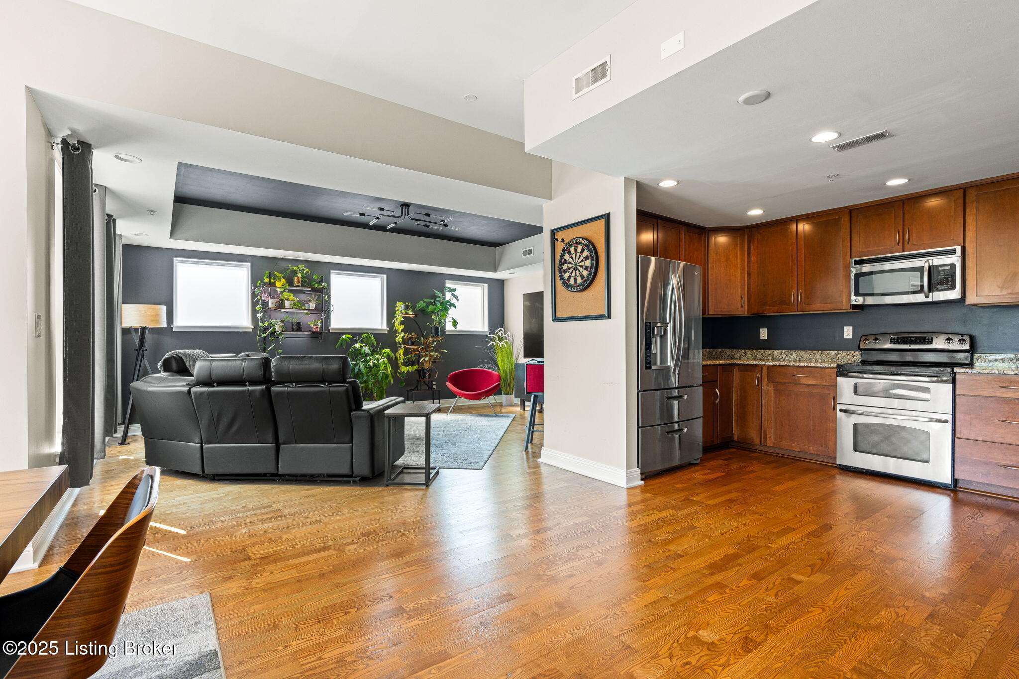 2411 Brownsboro Rd, 407