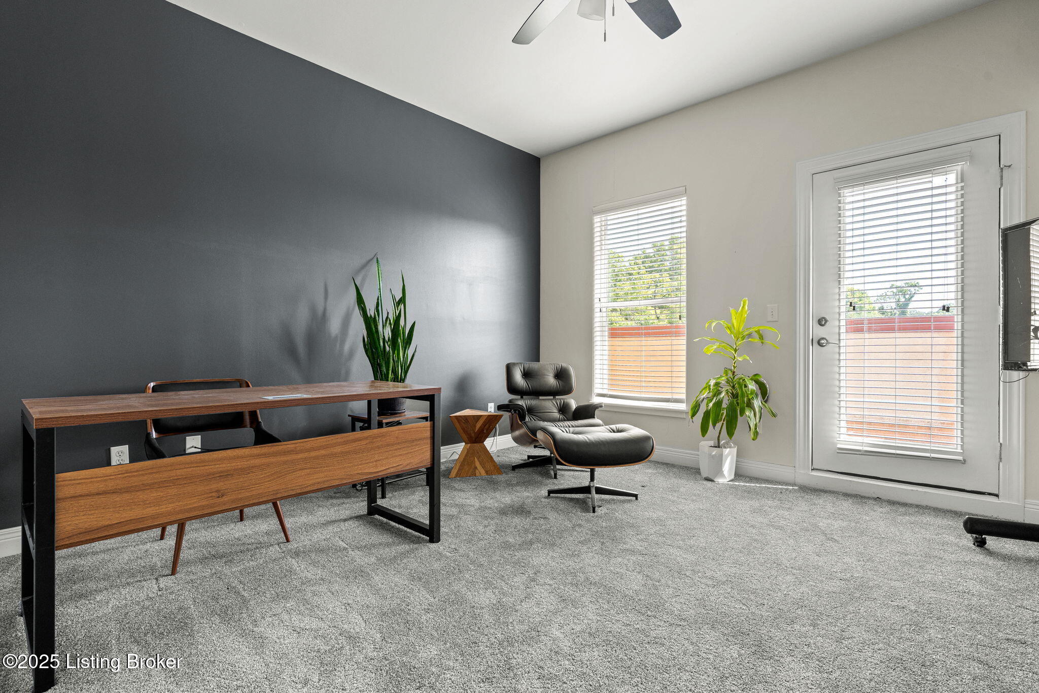 2411 Brownsboro Rd, 407