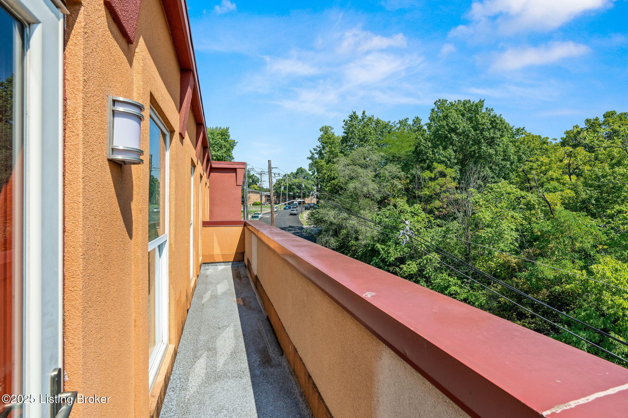 2411 Brownsboro Rd, 407