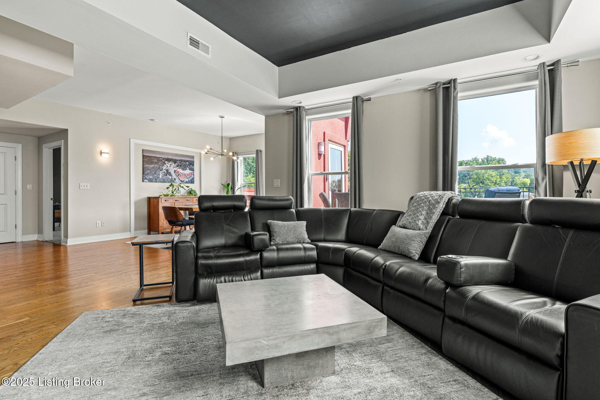 2411 Brownsboro Rd, 407