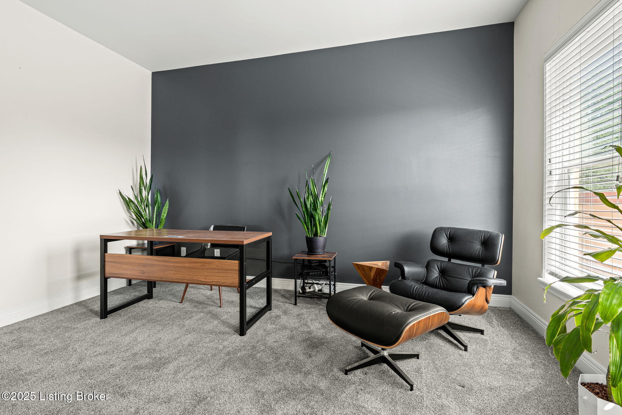 2411 Brownsboro Rd, 407