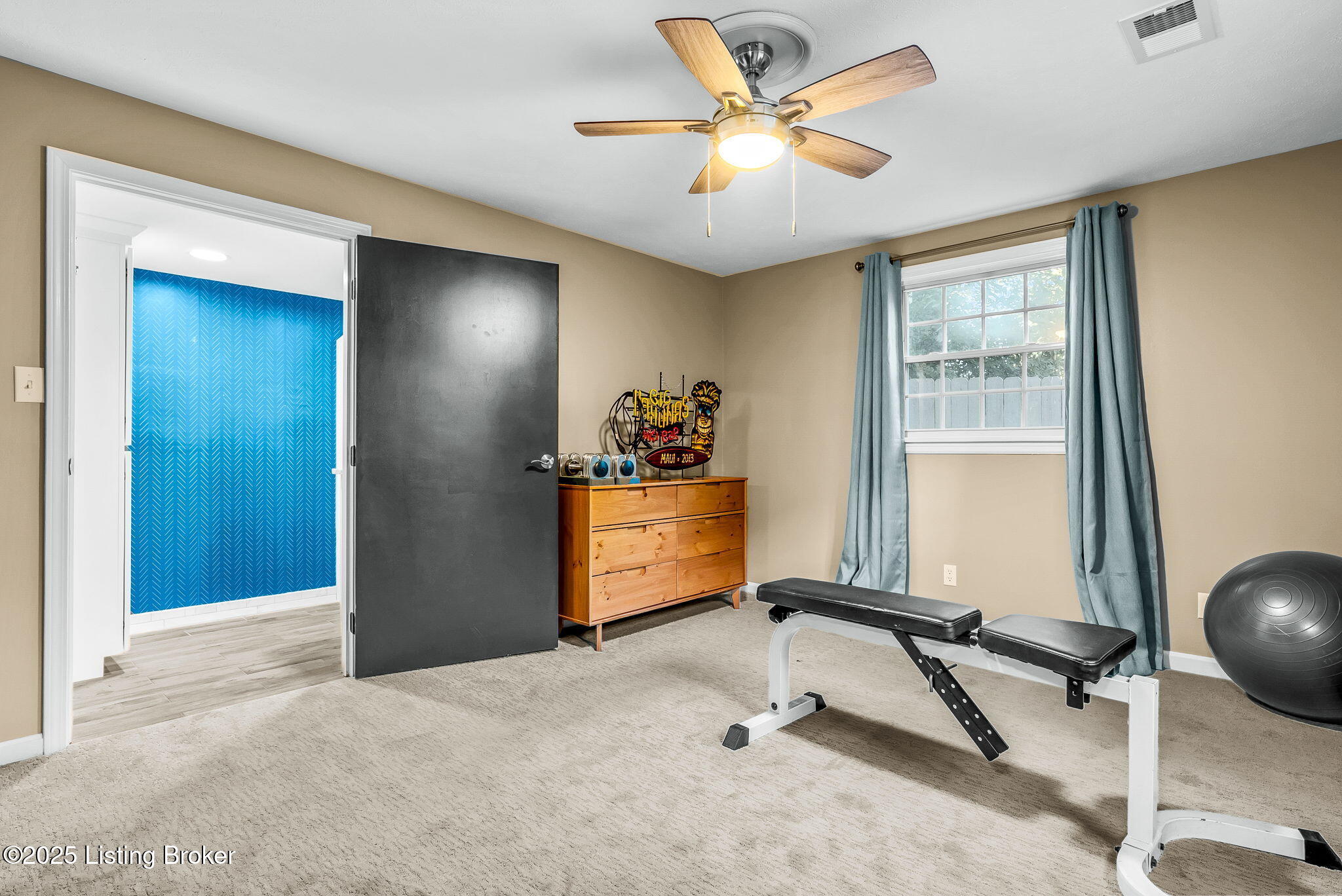 1006 Corn Island Ct, Louisville