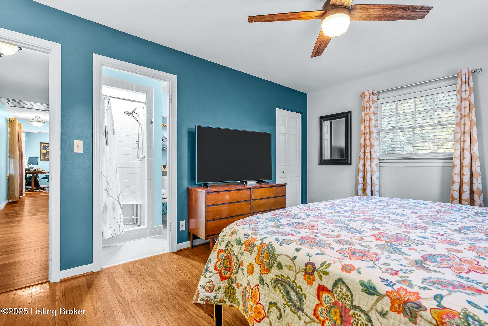 1006 Corn Island Ct, Louisville