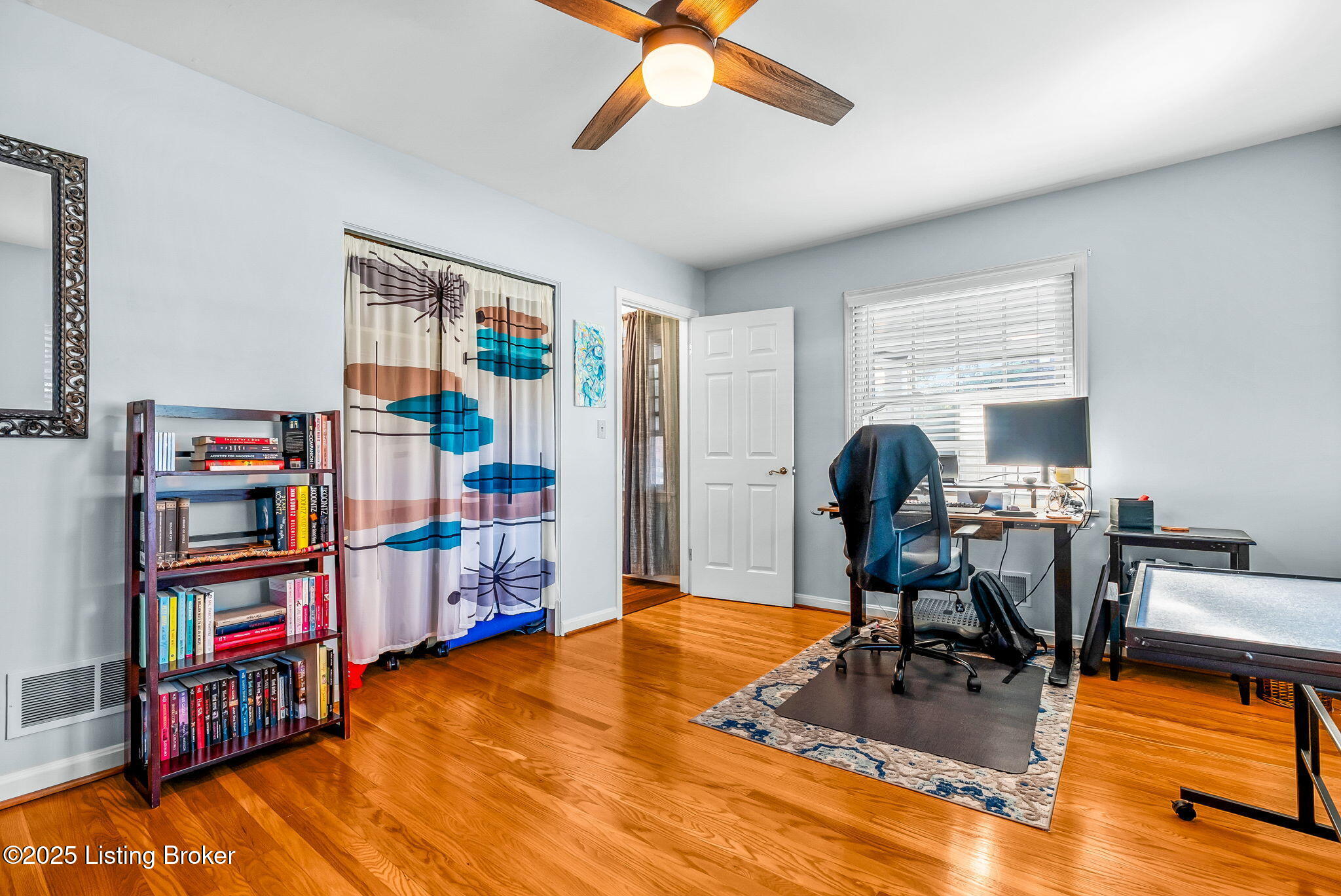 1006 Corn Island Ct, Louisville