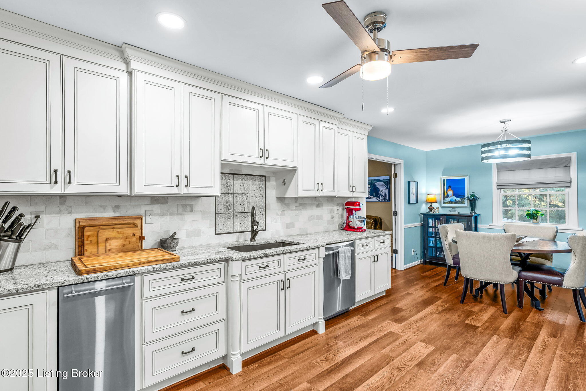 1006 Corn Island Ct, Louisville