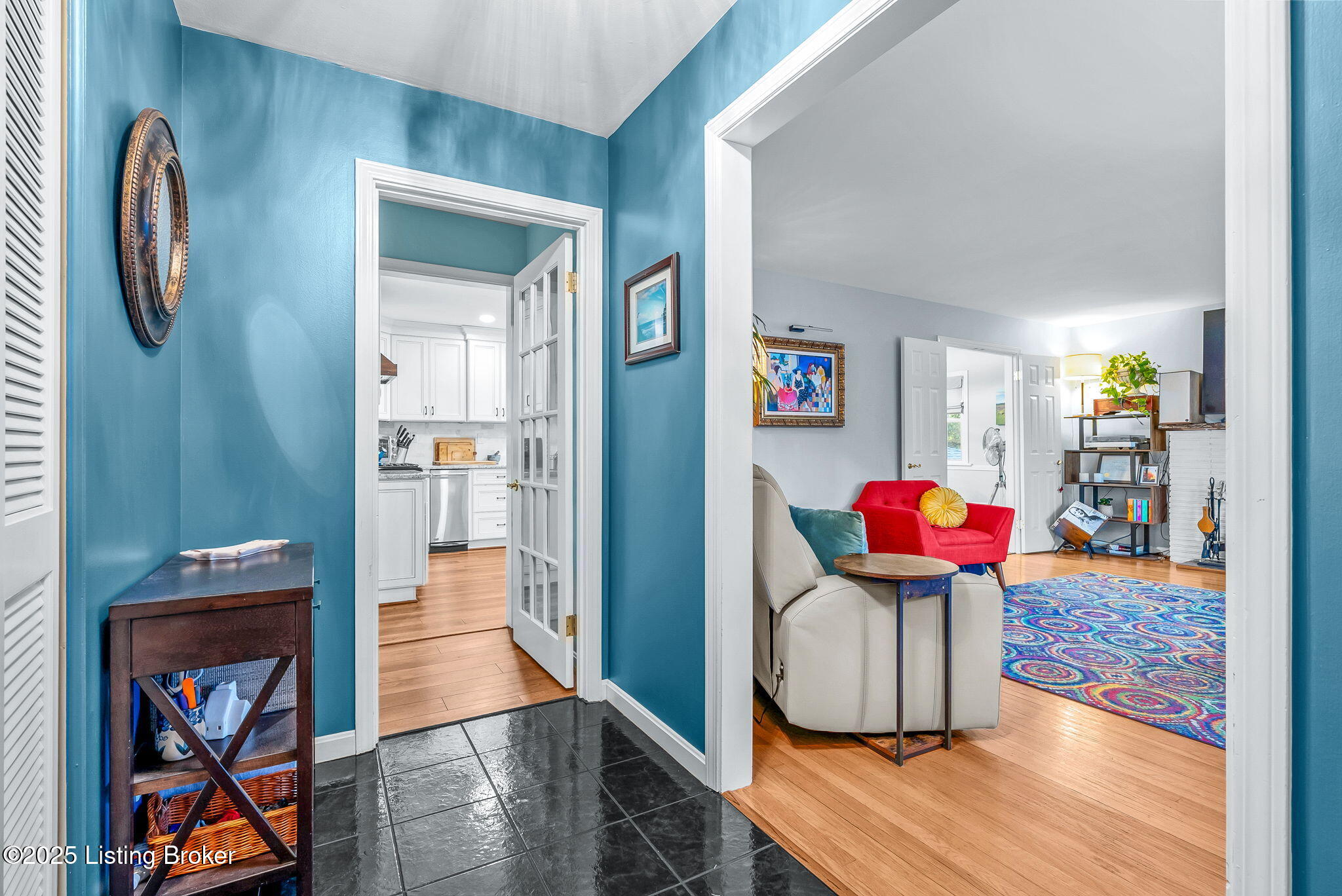 1006 Corn Island Ct, Louisville