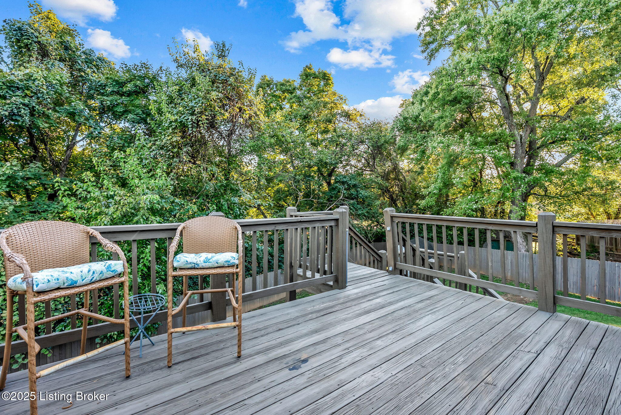 1006 Corn Island Ct, Louisville