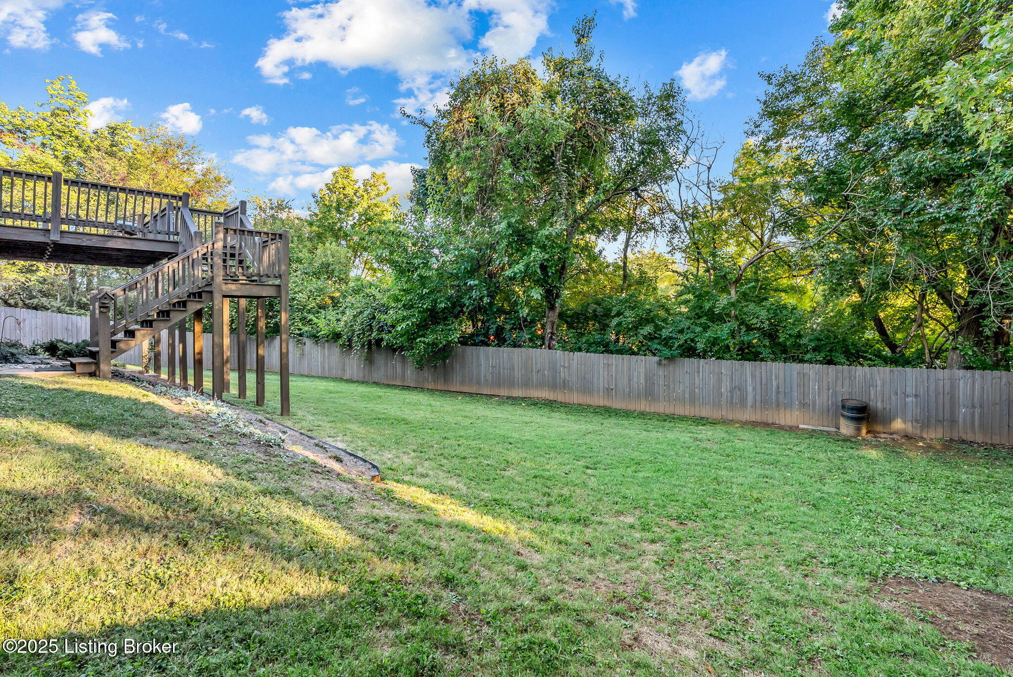 1006 Corn Island Ct, Louisville