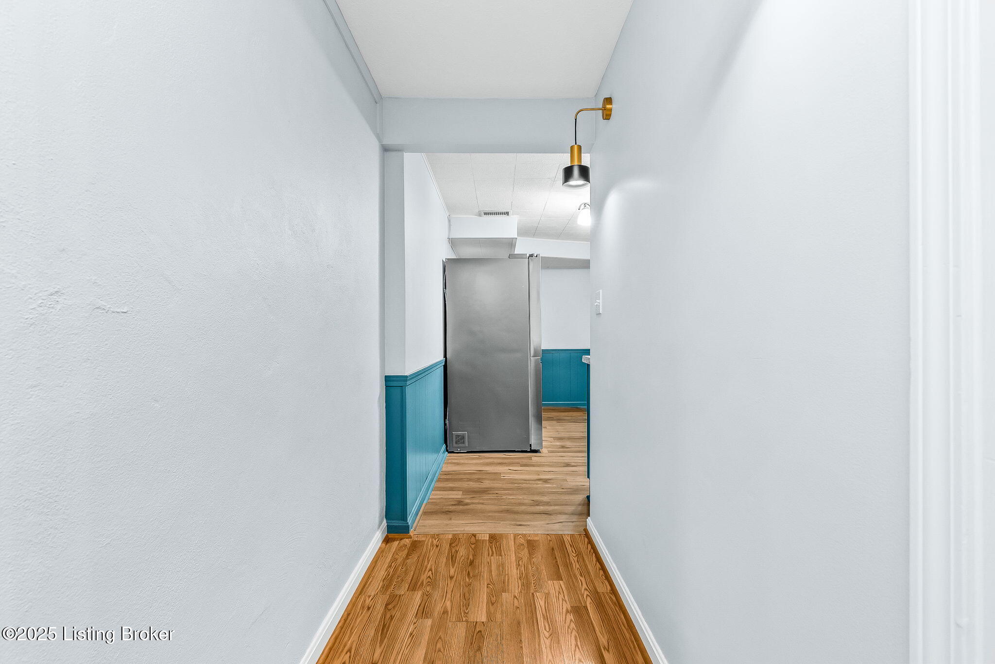 1006 Corn Island Ct, Louisville