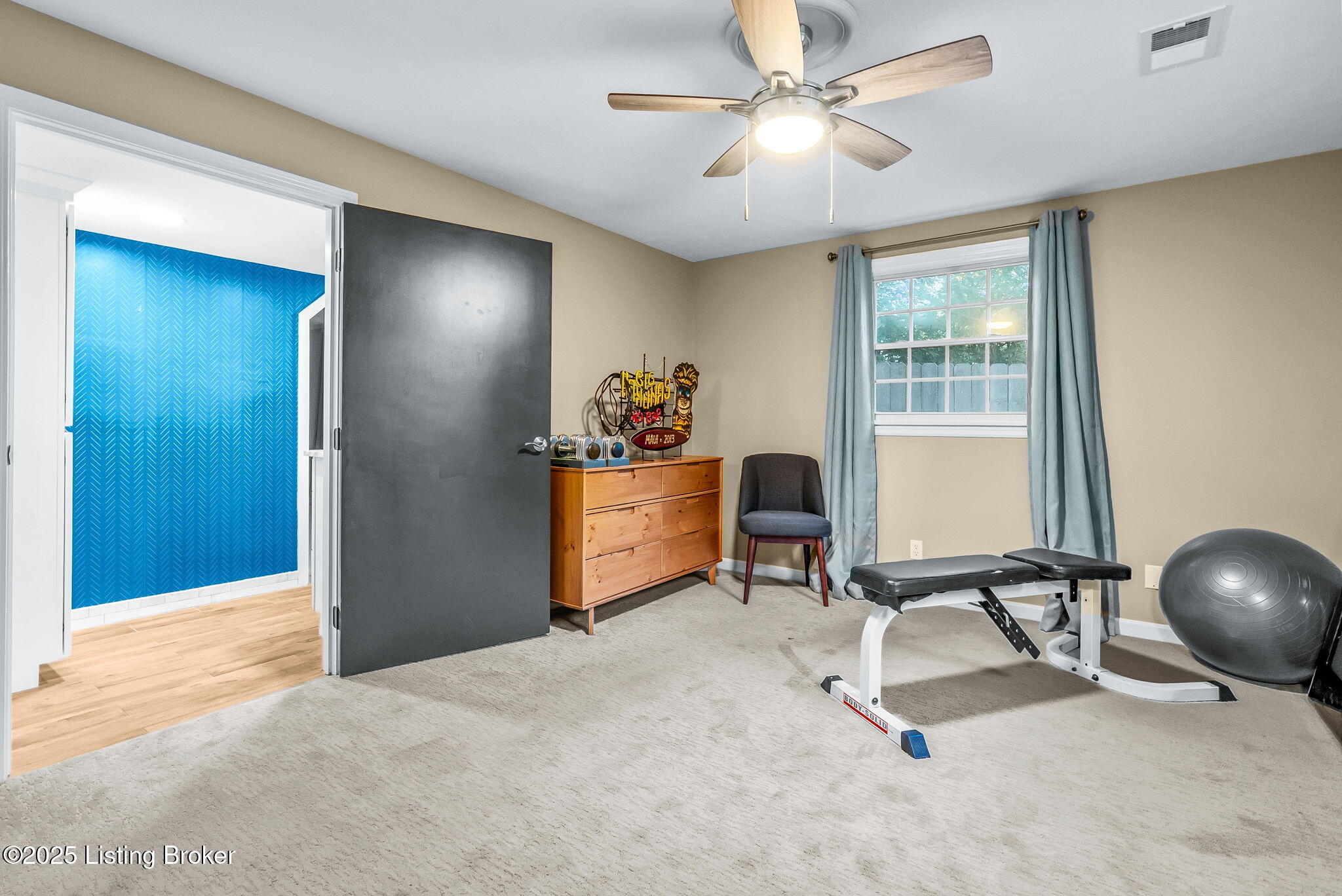 1006 Corn Island Ct, Louisville