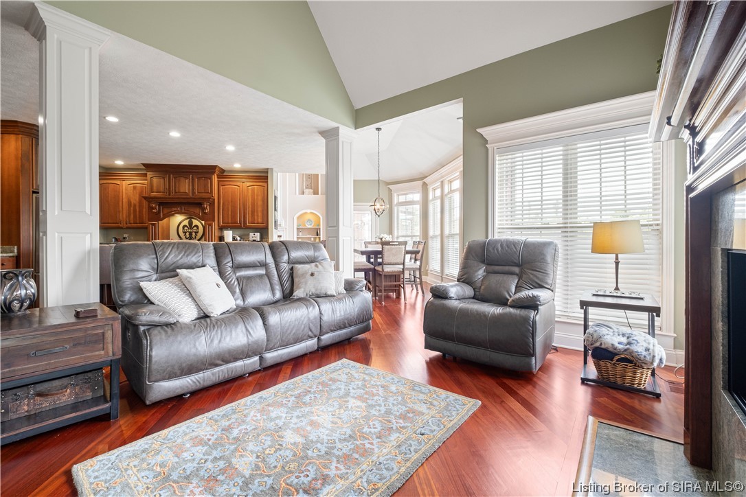 3631 Woodland Lakes Drive