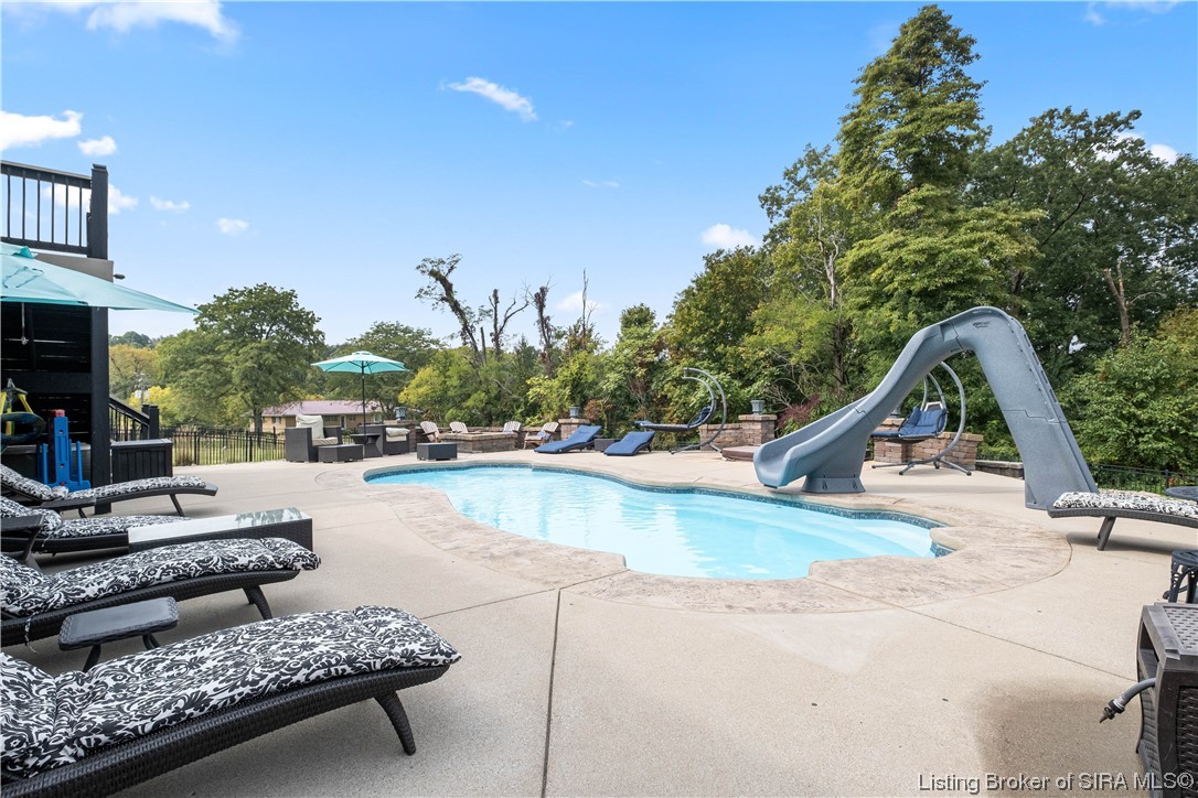 3631 Woodland Lakes Drive