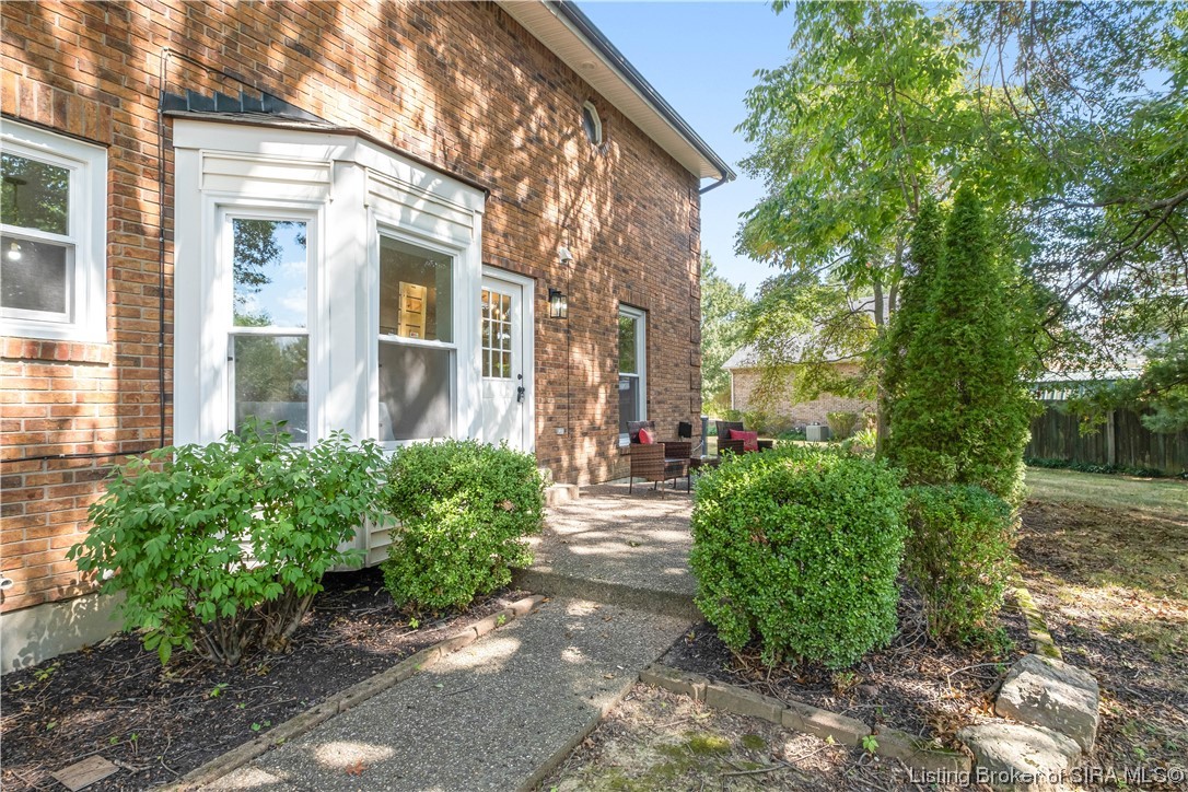 3621 Greenfield Drive