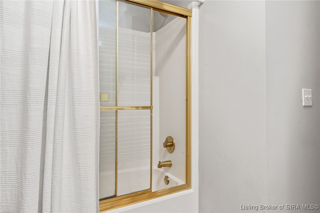 6590 Hickory Trace NE