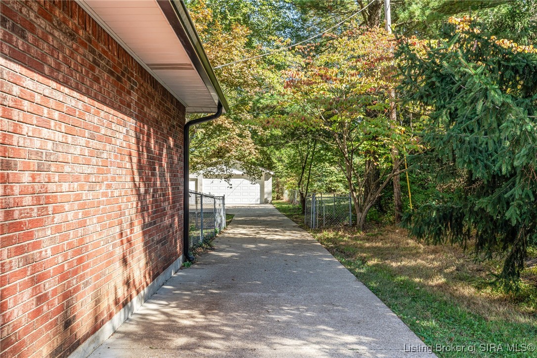 6590 Hickory Trace NE