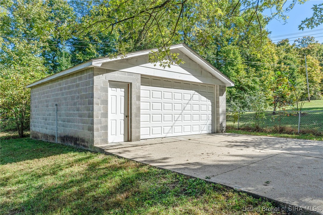 6590 Hickory Trace NE