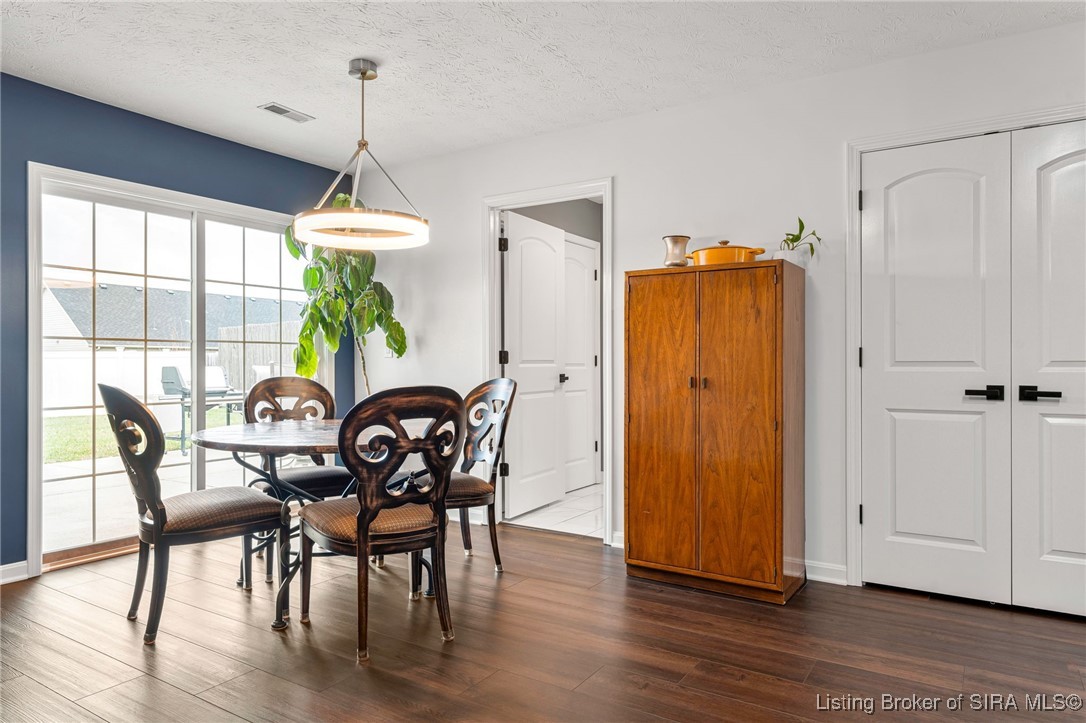 11900 Columbus Parkway