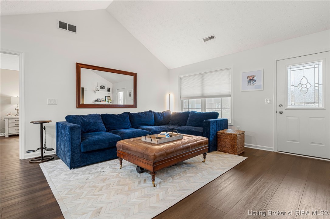 11900 Columbus Parkway