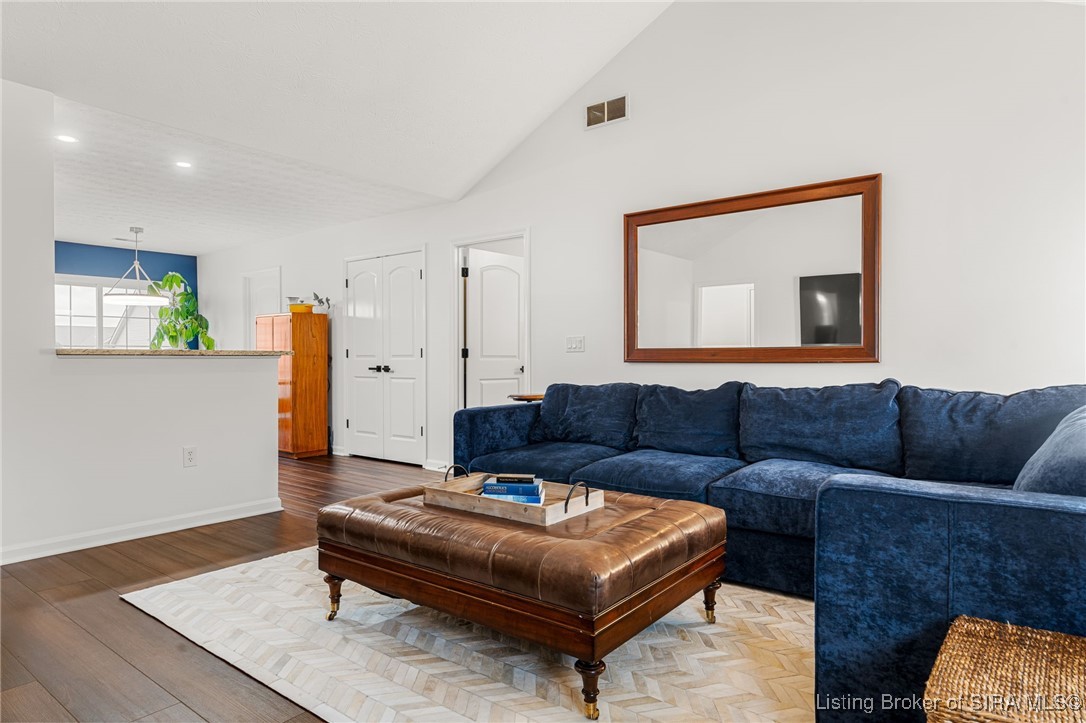 11900 Columbus Parkway