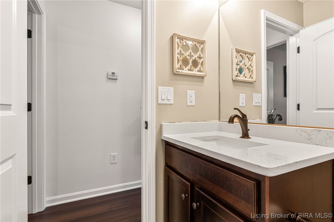 11900 Columbus Parkway