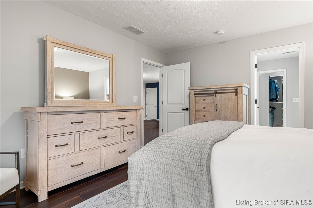 11900 Columbus Parkway