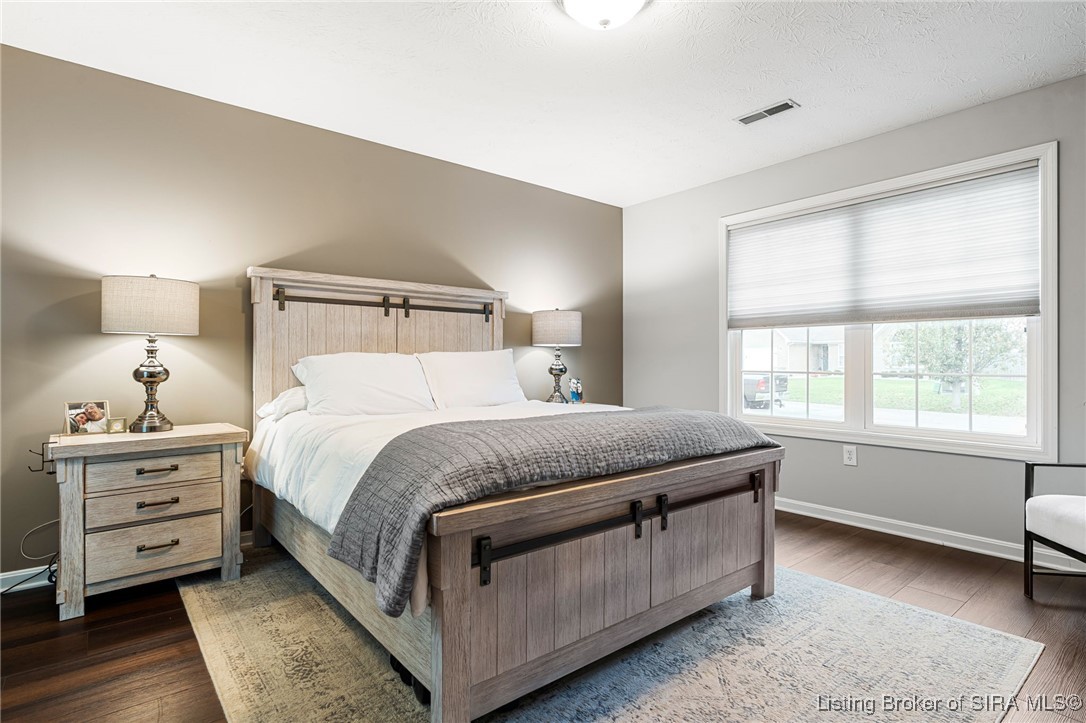 11900 Columbus Parkway