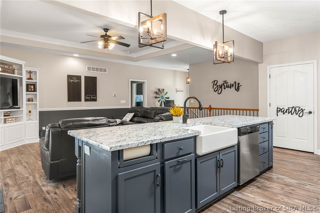 3221 Cave Hill Road NE