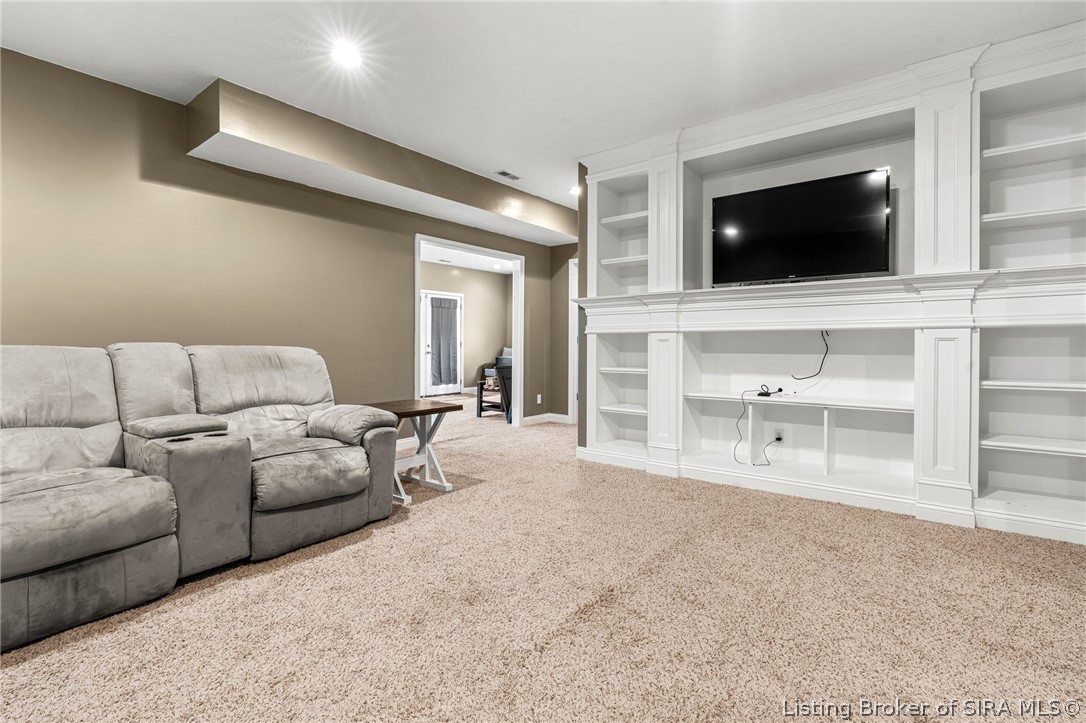 3221 Cave Hill Road NE