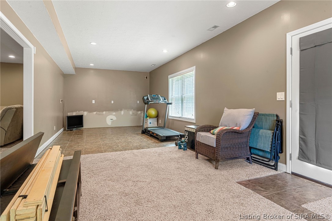 3221 Cave Hill Road NE