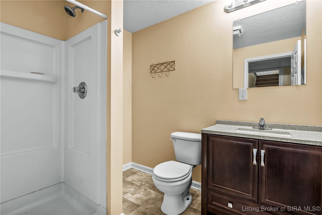 1807 Sterling Oaks Drive