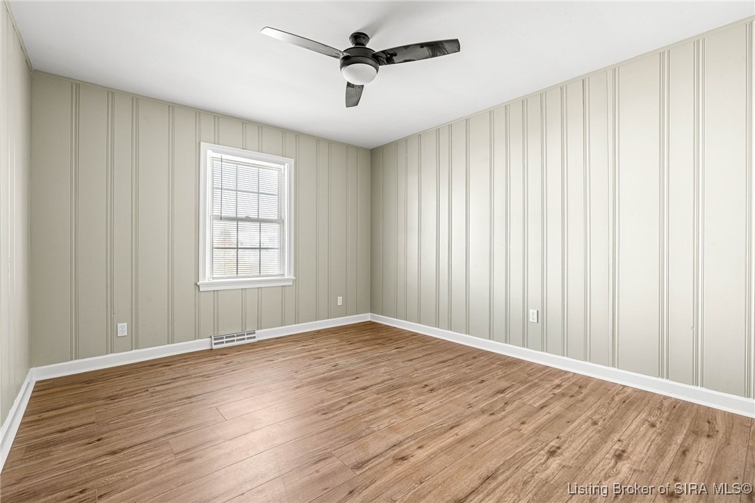 221 Harrison Avenue W