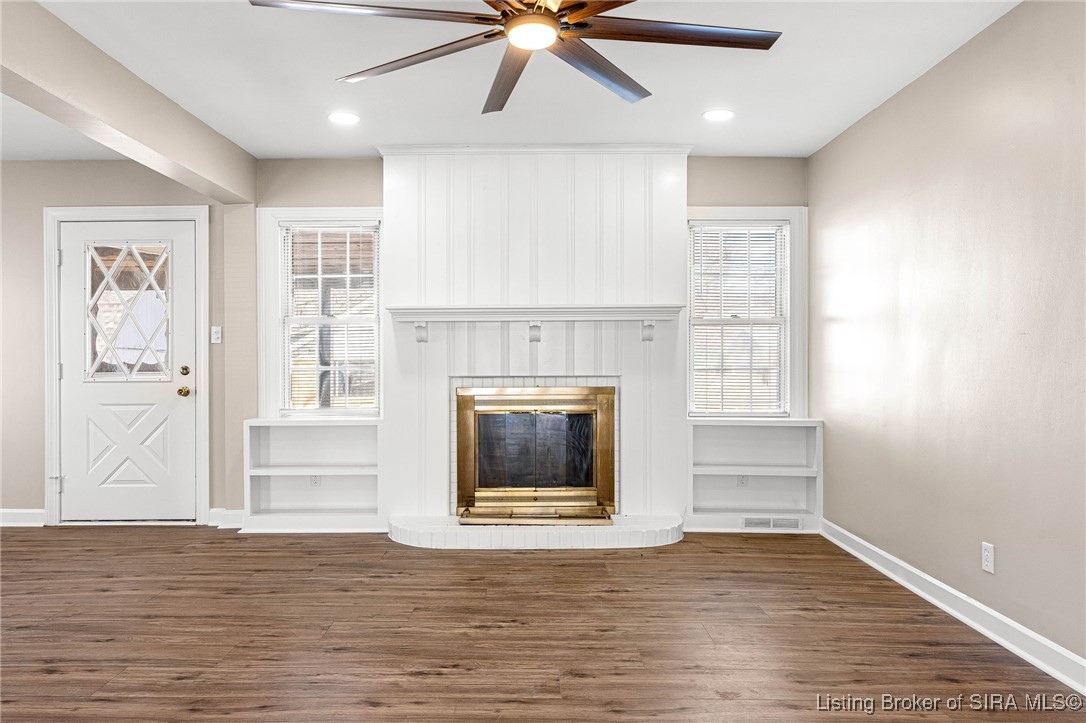 221 Harrison Avenue W