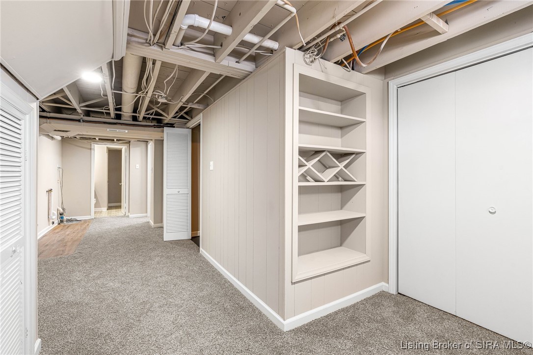 221 Harrison Avenue W